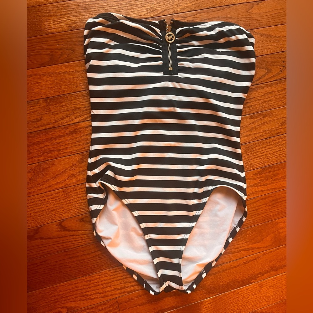 Michael Kors one piece swimsuit. Size 6